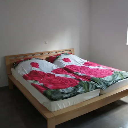 2- Zimmer-wohnung, Naehe Phantasialand, Palmenparadies, Koeln, Bonn 아파트 바일러스비스트