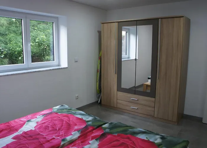 2- Zimmer-wohnung, Naehe Phantasialand, Palmenparadies, Koeln, Bonn Weilerswist