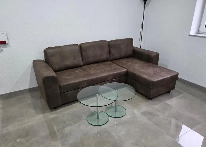 2- Zimmer-wohnung, Naehe Phantasialand, Palmenparadies, Koeln, Bonn Weilerswist